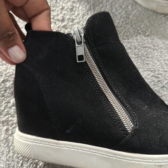 Steve Madden Platform Wedges Black Round Toe Side Zip Booties Sneakers Girls 2 - Picture 8 of 9